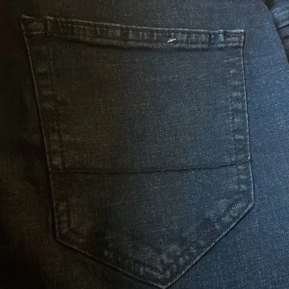 Izod  Men's  Blue Jean straight Fit Dark Blast Size 40x29 #14